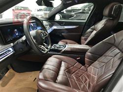 بي ام دبليو الفئة 7